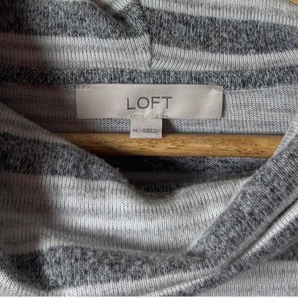 LOFT Gray + White Striped Cowl Neck Women's Sweater Size Medium - Picture 3 of 5